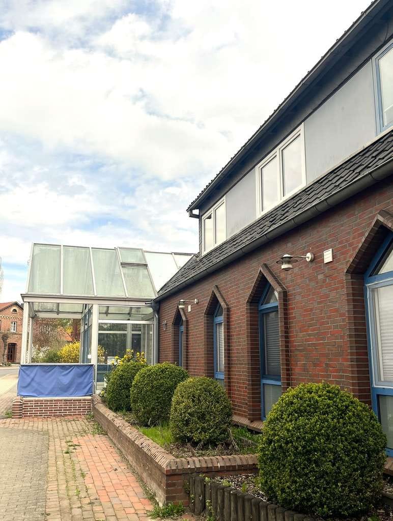 Immobilie in Altenmedingen - Kapitalanleger aufgepasst - Haus mit 5 Wohnungen zu verkaufen - Bild 1