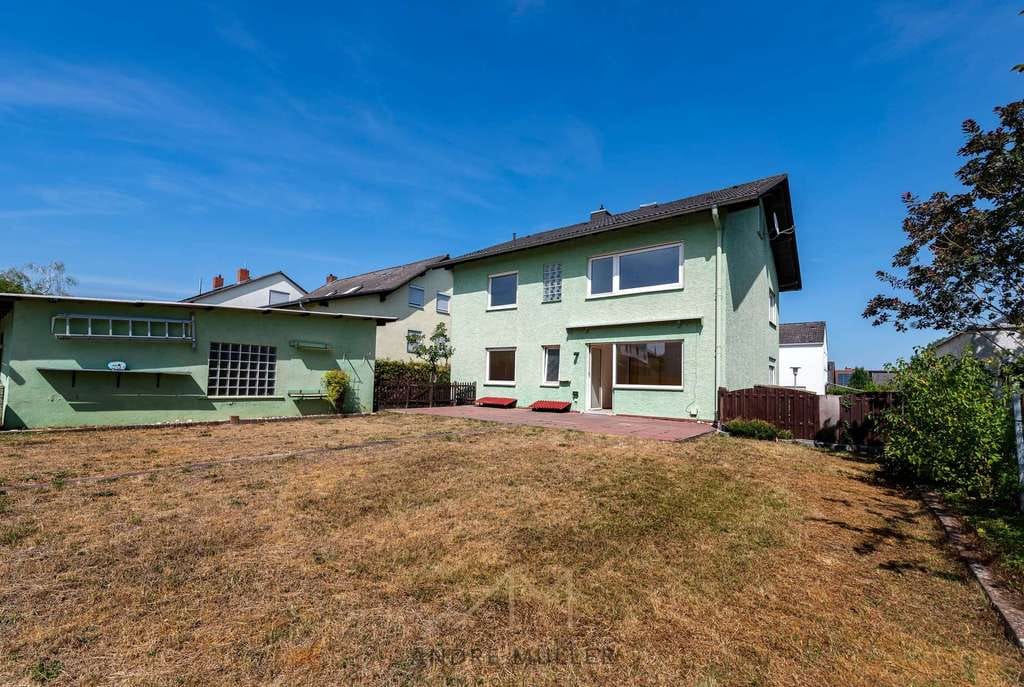Immobilie in Stadecken-Elsheim - Flexibles Zwei- oder Einfamilienhaus mit optionaler Einliegerwohnung in Stadecken-Elsheim - Bild 1