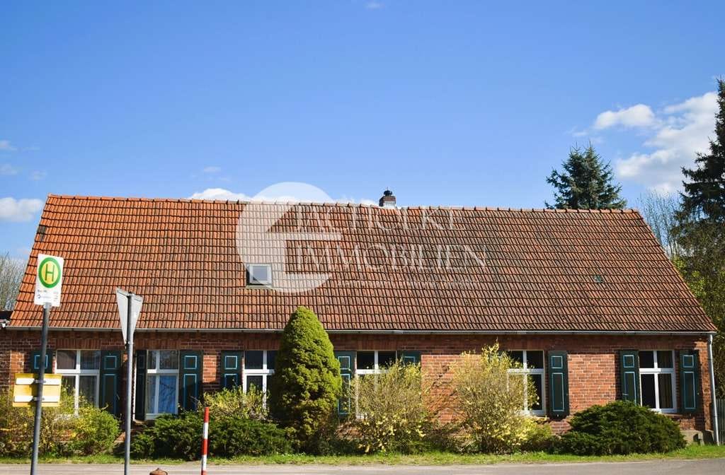 Immobilie in Lenzen (Elbe) - Ländliche Idylle mit Potenzial – Einfamilienhaus mit großem Grundstück & Nutzfläche in ruhiger Lage - Bild 4