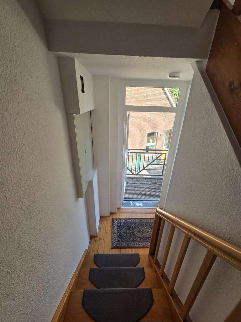 Immobilie in Warendorf - Attraktives 3-Parteien-Haus in 2005 grundlegend verändert in sehr schöner Lage! - Bild 2