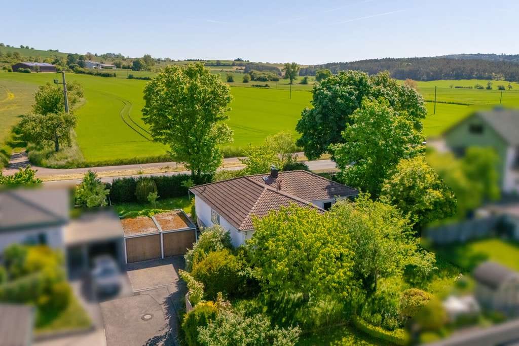 Immobilie in Tiefenbronn - Winkelbungalow in bester Lage! - Bild 3