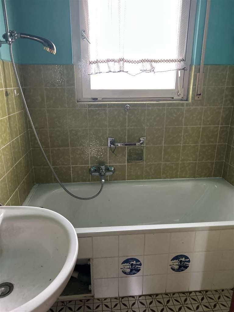 Immobilie in Bietigheim - Sanierungsbedürftiges Einfamilienhaus mit Potenzial aufkleinem Grundstück - Bild 3