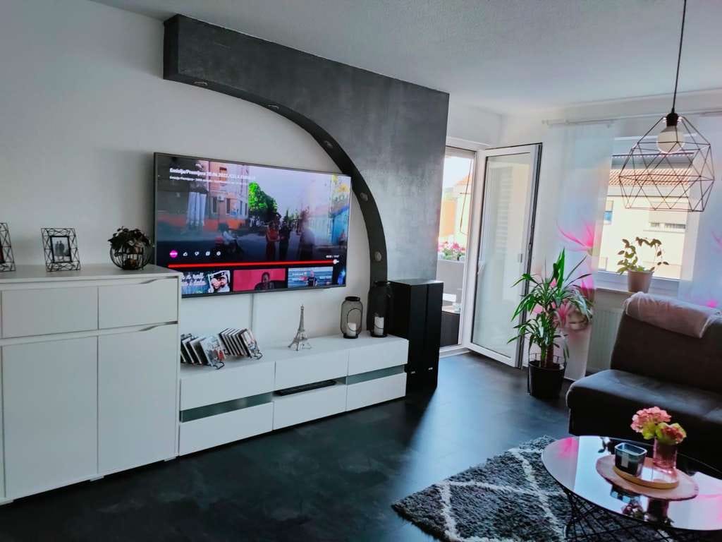 Immobilie in Süßen - Freundliche 4-Zimmer-Wohnung mit Balkon in familienfreundlicher Lage - Bild 0