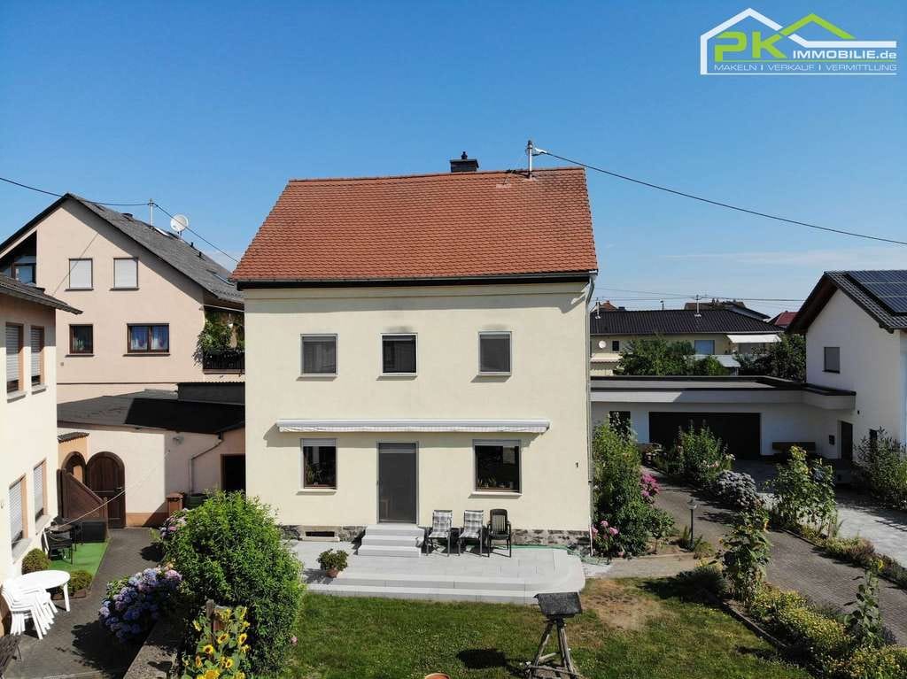 Immobilie in Nentershausen - Charmantes Einfamilienhaus mit Garten, Garage und Ausbaupotenzial - Bild 4