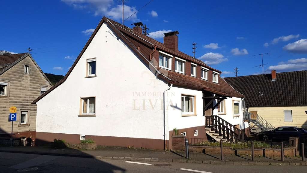 Immobilie in Altenkirchen - Attraktive Kapitalanlage - Historisches Wohnhaus mit über 7?% Rendite - Bild 2