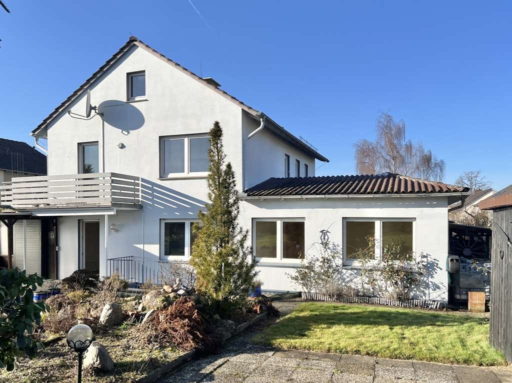 Immobilie in Detmold - Eigentumswohnung mit Garage und großem Garten - Bild 0