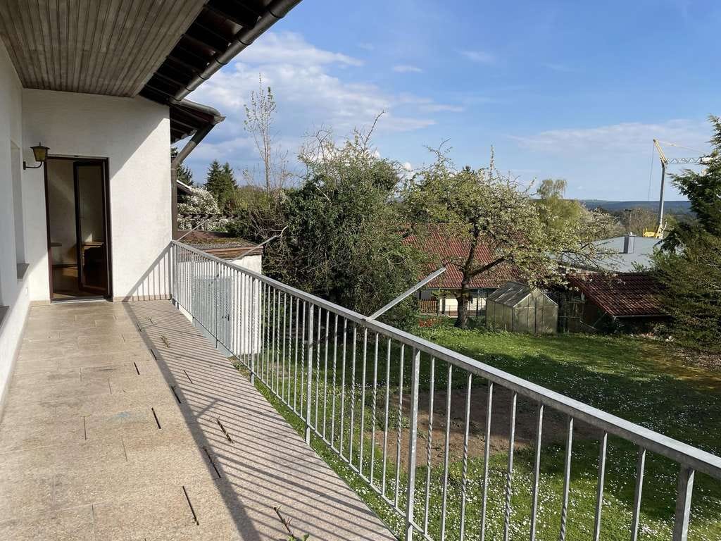 Immobilie in Marloffstein - Großzügiges Einfamilienhaus in ruhiger Südhanglage - traumhafter Weitblick ins Grüne - Bild 4