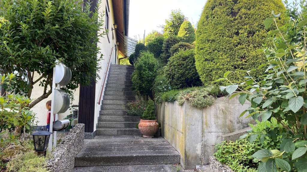 Immobilie in Oberkirch - Oberkirch, Bottenau - Idyllisches Wohnen im Zweifamilienhaus! - Bild 1
