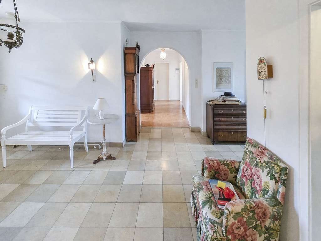Immobilie in Nortorf - Komfortables Wohnen auf einer Ebene – Bungalow mit exklusiver Wellnessoase und Indoor-Pool - Bild 2