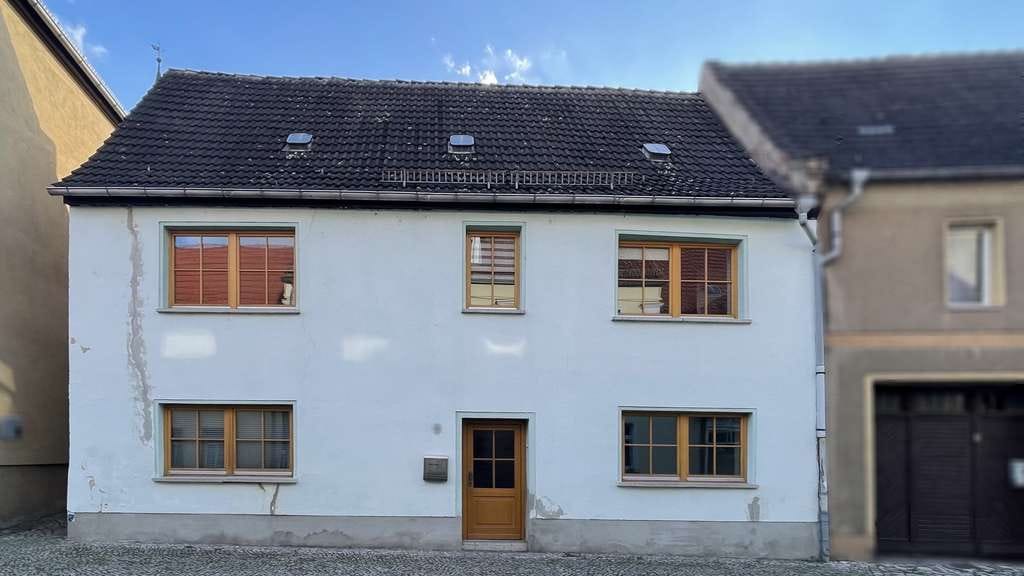 Immobilie in Alsleben - Haus in zentraler Lage Alsleben
 - Bild 0