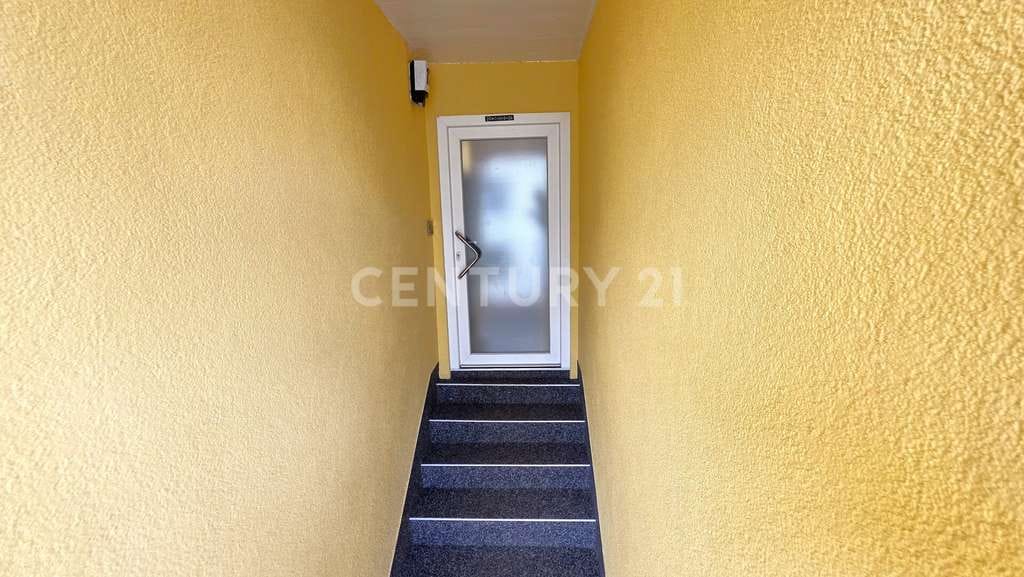 Immobilie in Quierschied - Attraktives Einfamilienhaus mit Balkon, Garage und Garten in ruhiger Wohnlage in Quierschied - Bild 3
