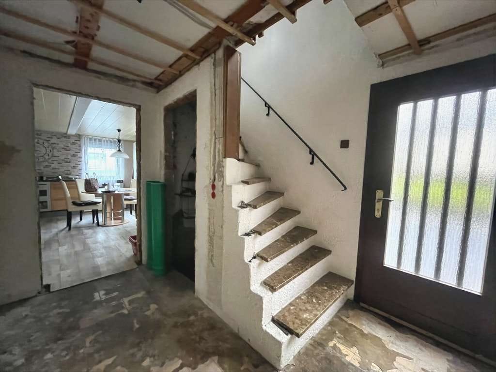 Immobilie in Schenkelberg - Geräumiges Einfamilienhaus für Selbermacher und Alleskönner! - Bild 4
