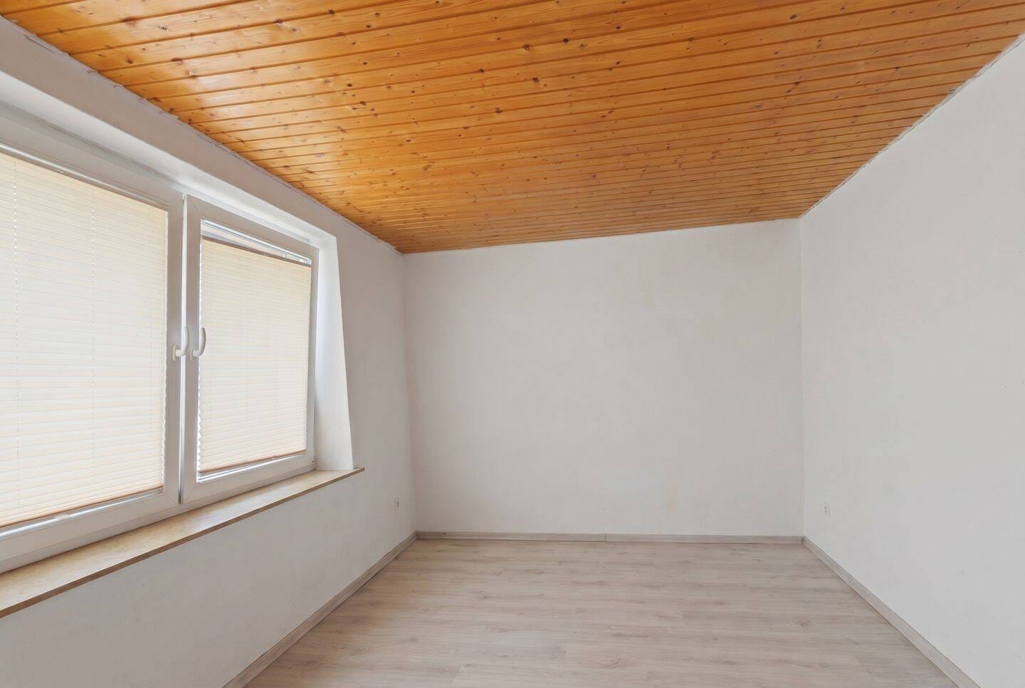 Immobilie in Ilsede - **Exklusives Zweifamilienhaus vollvermietet** - Bild 2