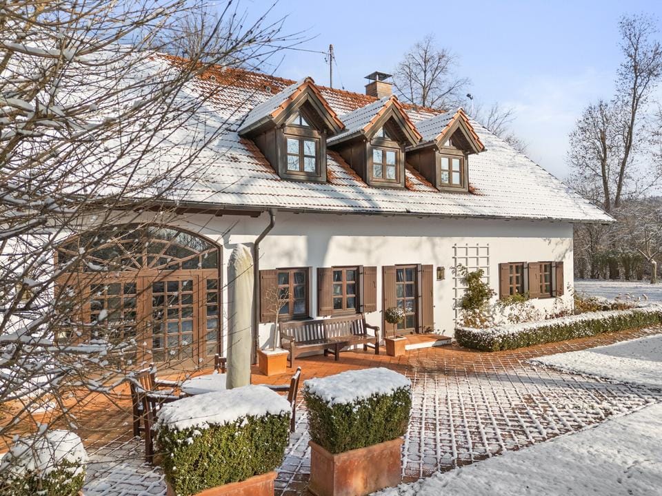 Immobilie in Unterdießen - Luxuriöse Landhausvilla - Traumlage - 3.849 m² Grund - Bild 0