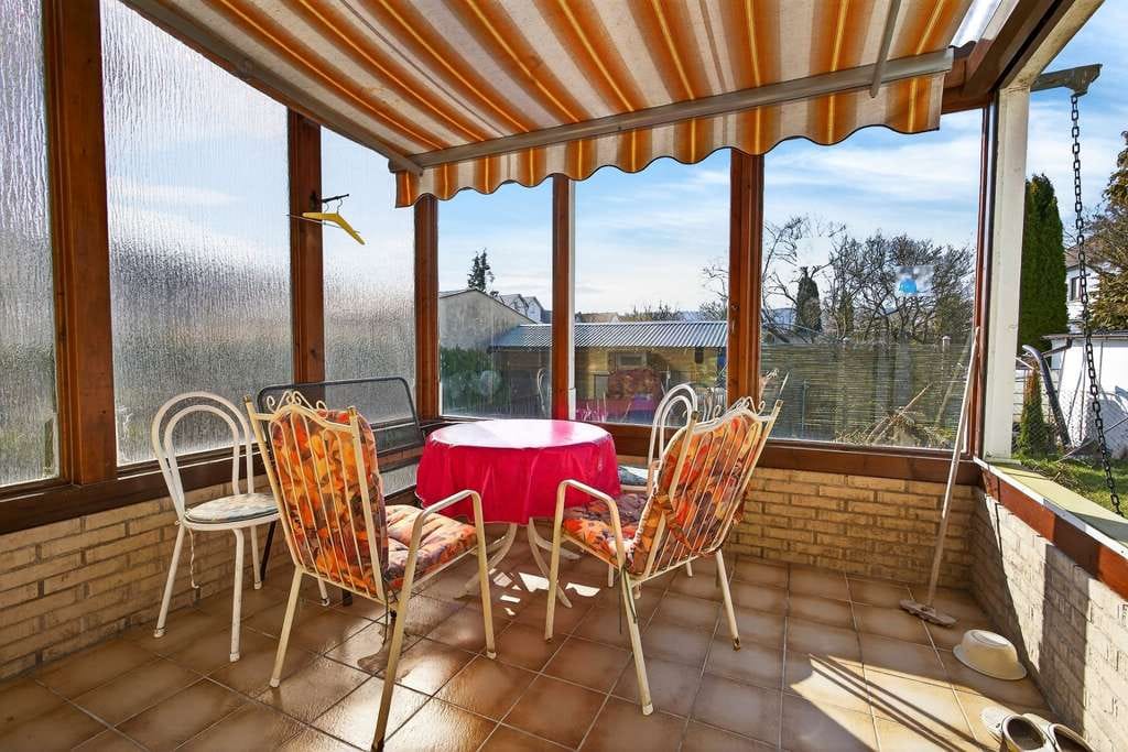 Immobilie in Weidenstetten - Großzügiges Ein-/Zweifamilienhaus mit Gartenidylle – viel Platz, viel Potenzial in Weidenstetten - Bild 4