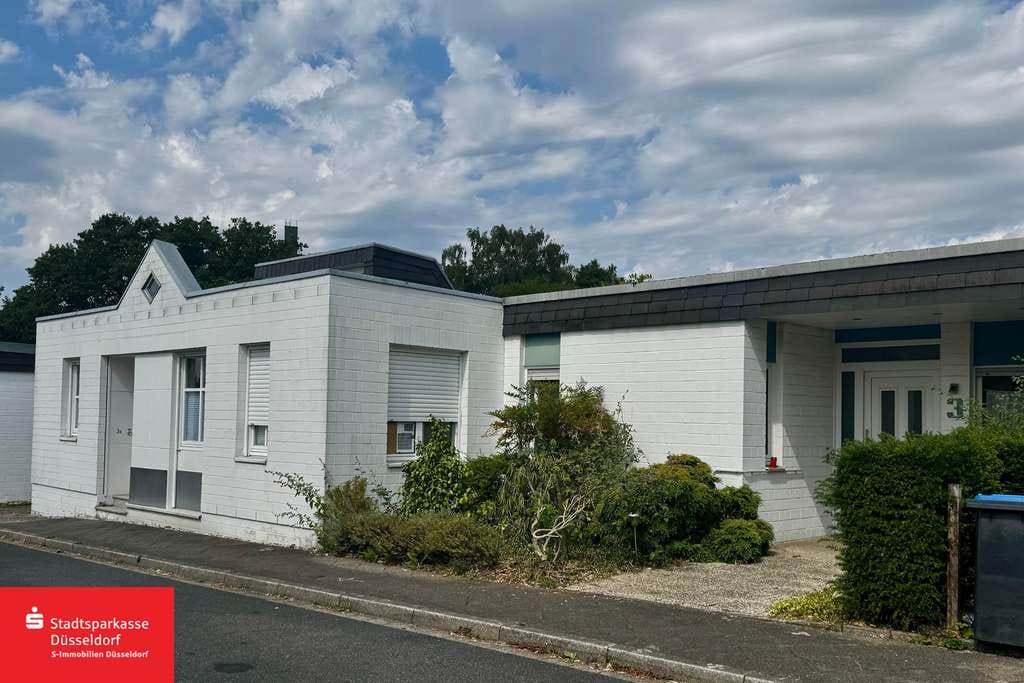 Immobilie in Erkrath - Erkrath-Unterfeldhaus: Bungalow mit Einliegerwohnung – Erbpacht - Bild 0