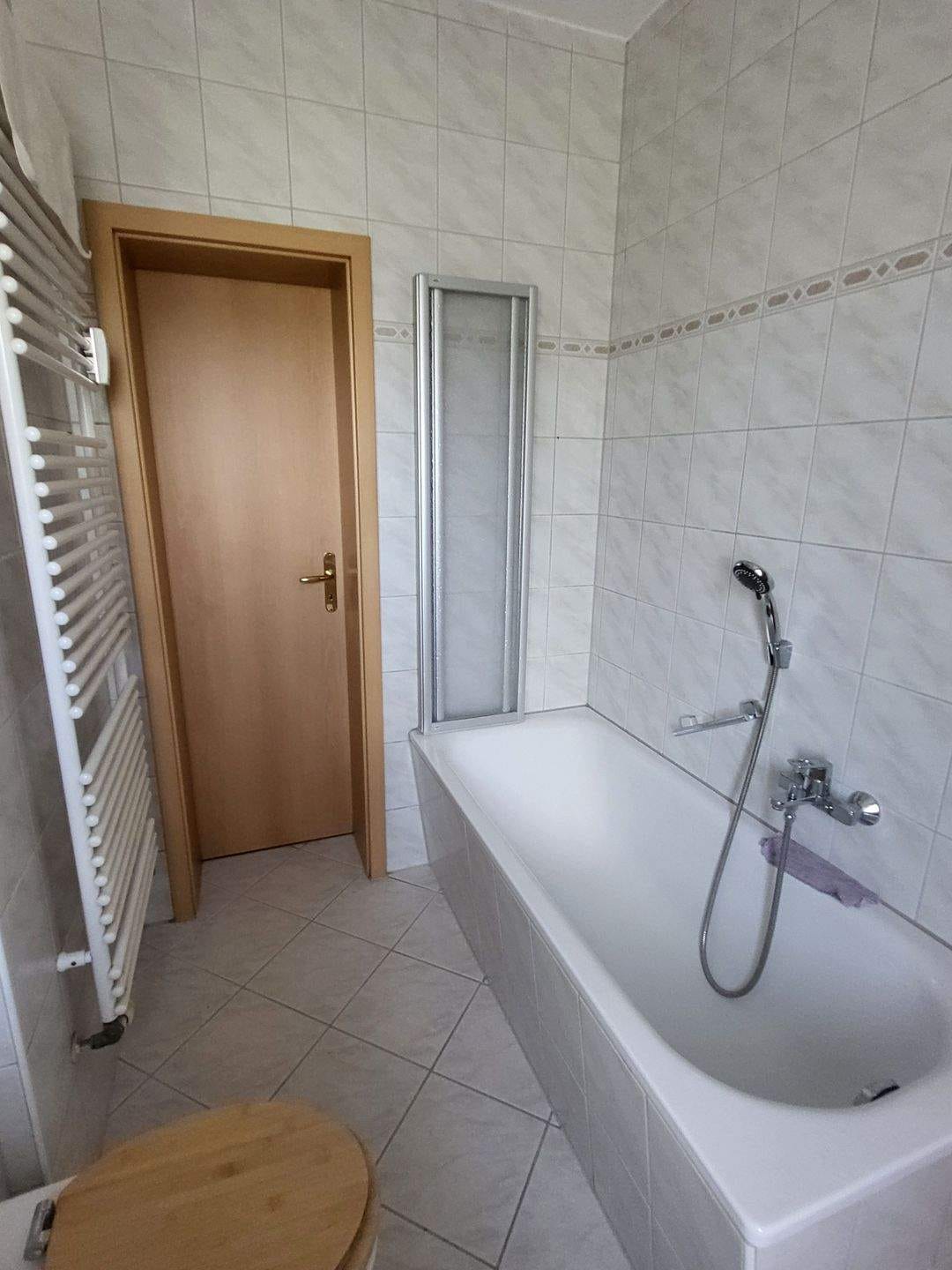 Immobilie in Weißenfels - +++ Vermietete 3Zimmer-Wohnung mit 2 Bädern in Weißenfels +++ - Bild 2