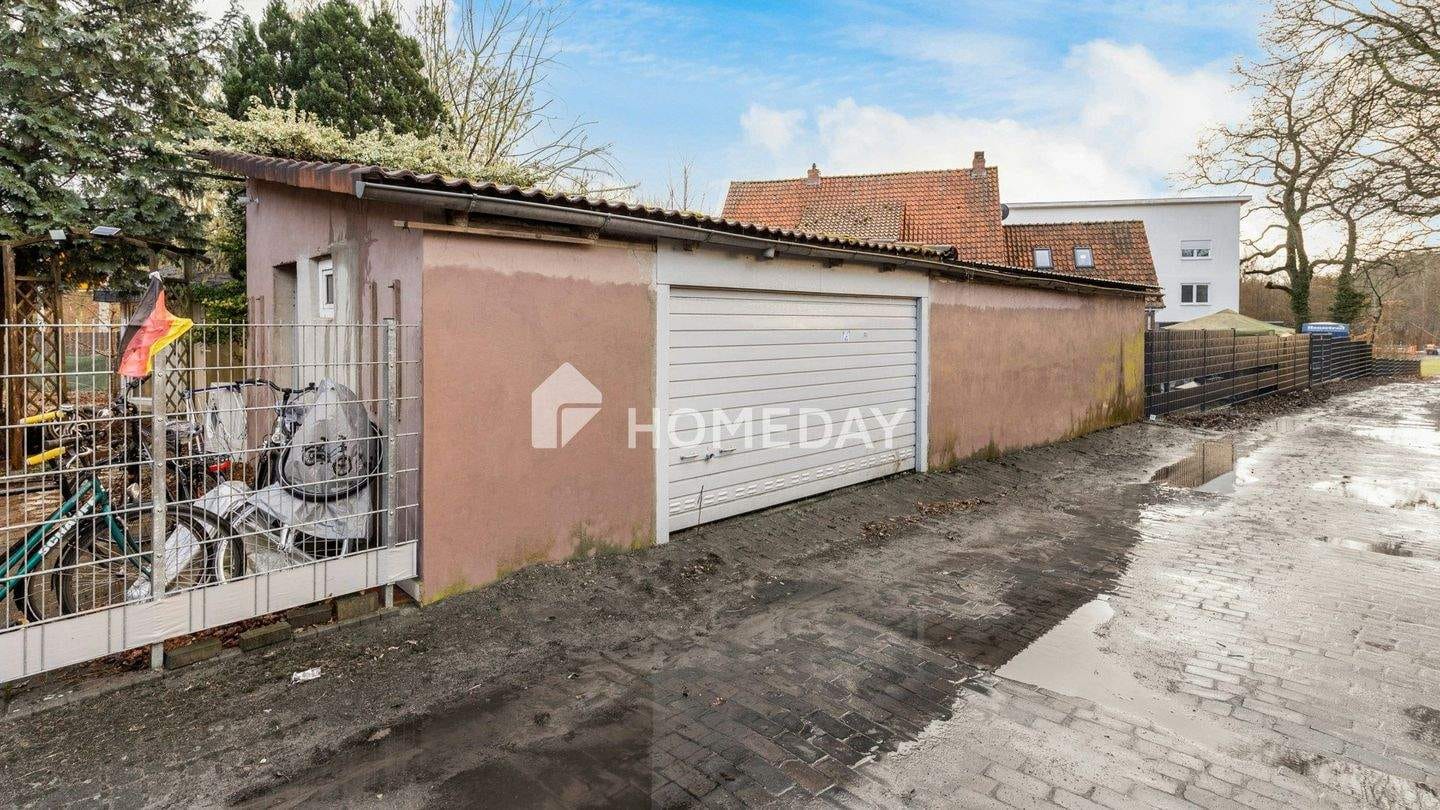 Immobilie in Lohne - Großzügiges MFH mit 3 Wohneinheiten, Garage, Dachterrasse, Garten und 604 m² Grundstück in Lohne - Bild 2