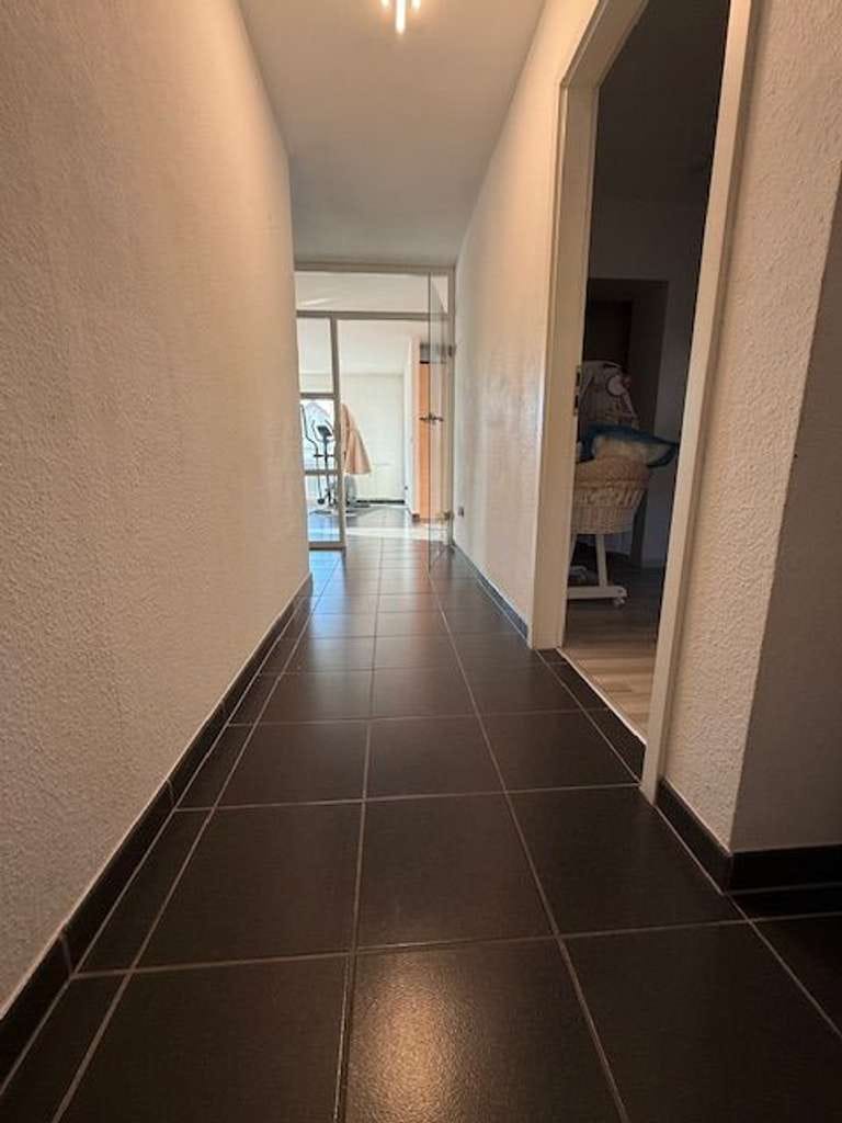 Immobilie in Sulzbach an der Murr - Schöne,moderne 4-Zimmer- Maisonettewohnung mit EBK und TG zu verkaufen - Bild 2