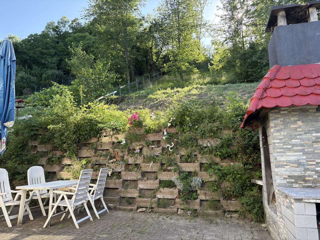 Immobilie in Pfullingen - Gute Vermietbarkeit * Provisionsfrei * Aufteilbarkeit als WG * REH + ELW - Bild 4
