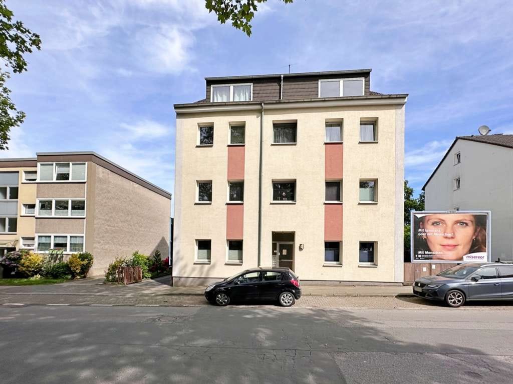 Immobilie in Bochum - Gepflegtes Mehrfamilienhaus in Bochum-Wattenscheid als Kapitalanlage - Bild 1