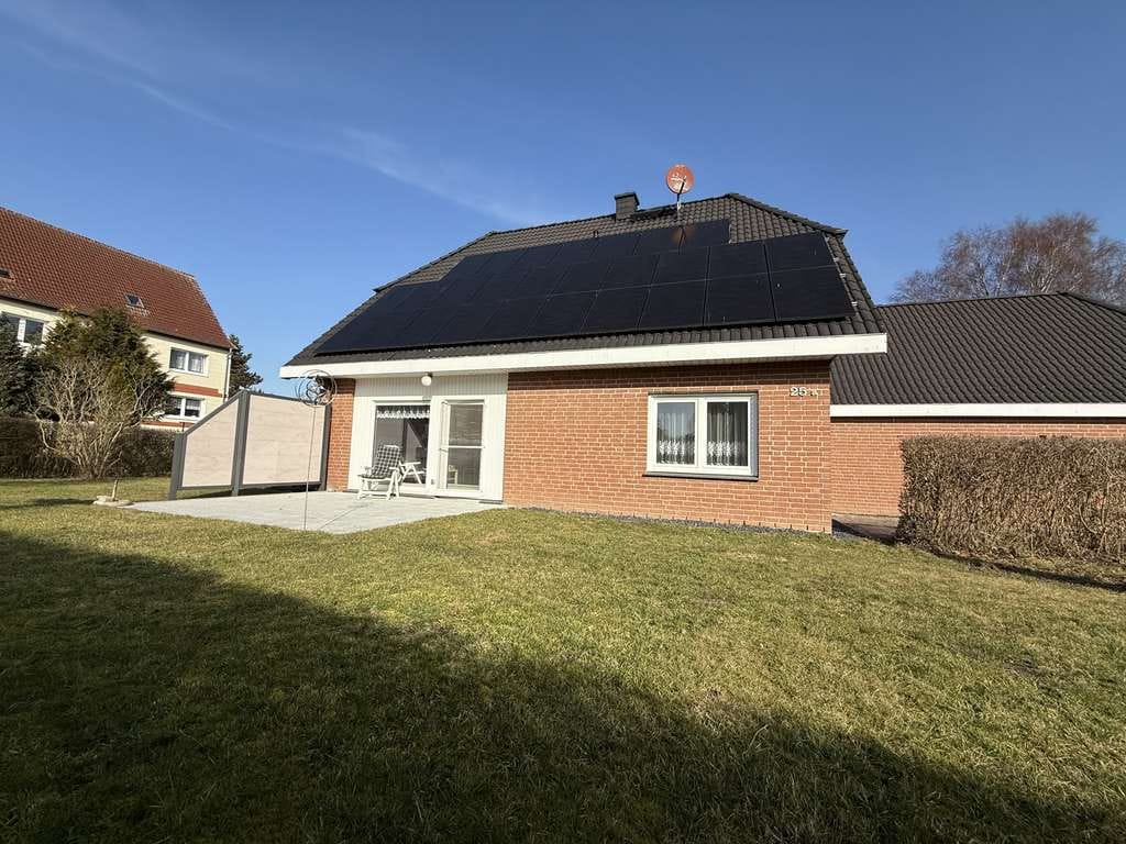 Immobilie in Hoppenrade - Ländlich wohnen mit Komfort – Einfamilienhaus mit viel Freiraum - Bild 1