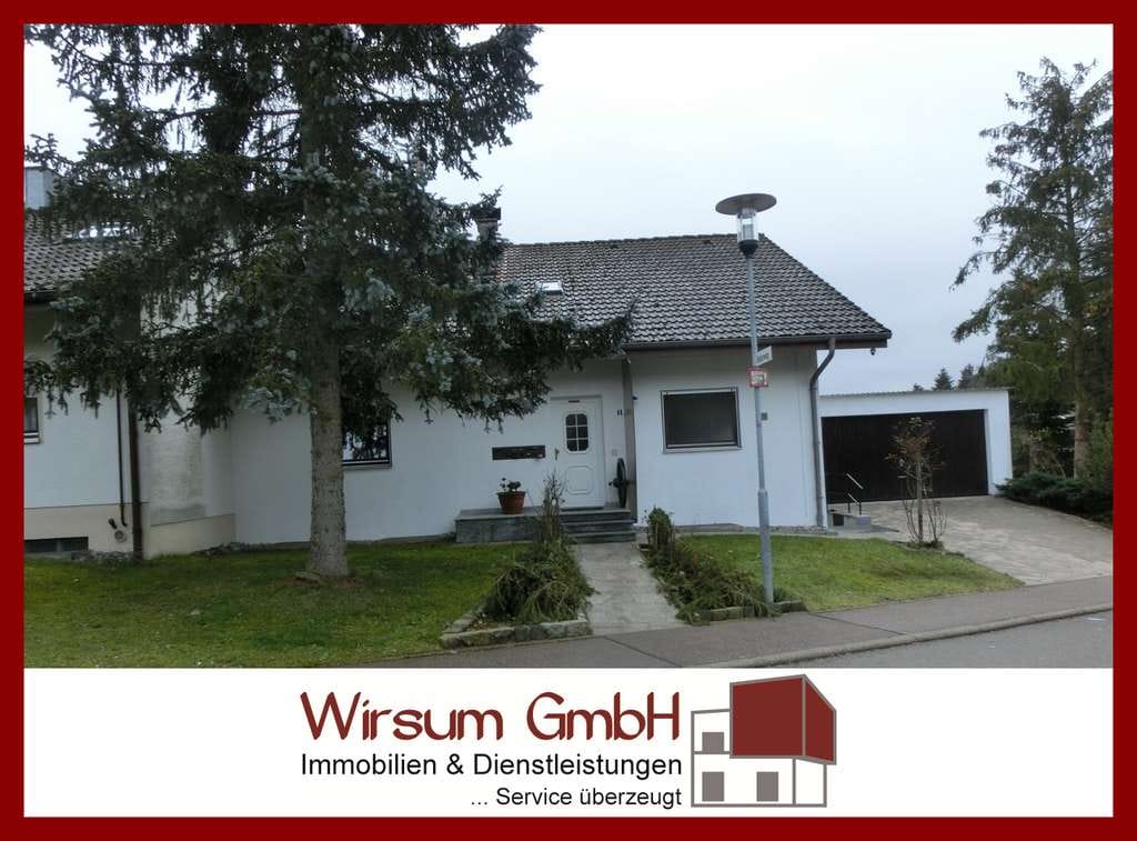 Immobilie in Mehrstetten - GROSSZÜGIGES DOPPELHAUS MIT VIER GARAGEN - ZWEI WOHNEINHEITEN + EINLIEGERWOHNUNG - Bild 0