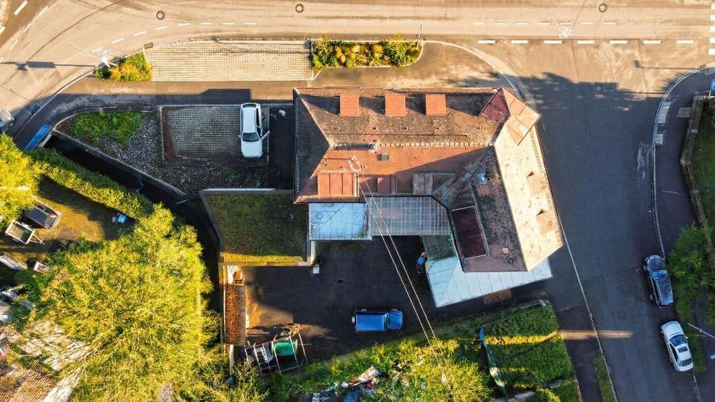 Immobilie in Aulendorf - Großzügige 4-Zimmer-Wohnung im Zentrum von Aulendorf - sofort bezugsfrei - Bild 2