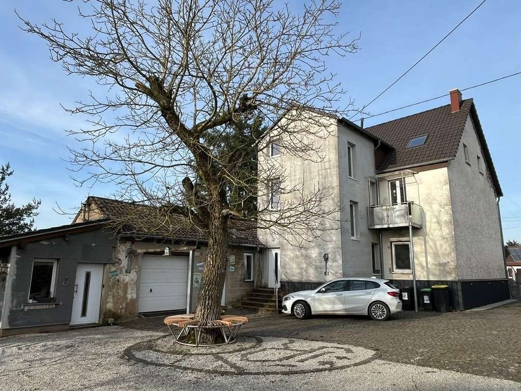 Immobilie in Schmelz - SCHMELZ : WILLKOMMEN in Ihrem neuen ZUHAUSE - 3 FH mit viel PLATZ ! - Bild 3