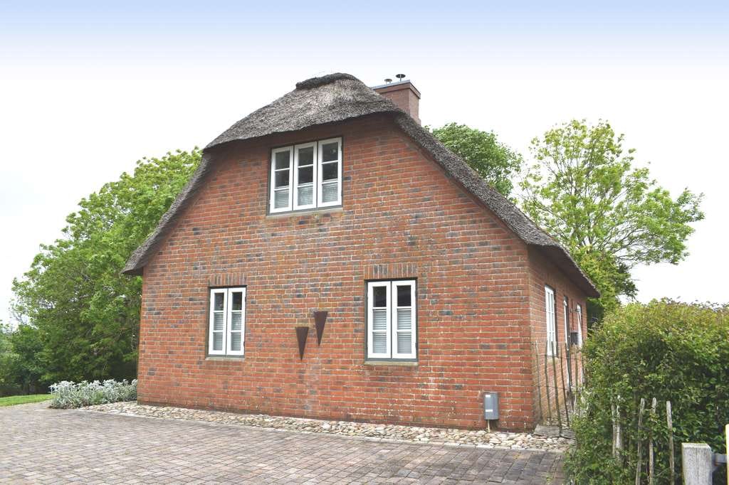 Immobilie in Emmelsbüll-Horsbüll - Ihr neues Zuhause – Sylter Style – wohnen unter Reet. - Bild 4