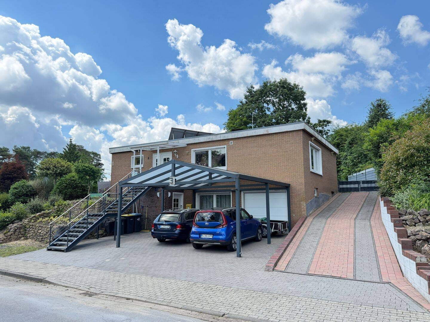 Immobilie in Lingen (Ems) - Großzügiger Winkelbungalow in Lingen-Darme - Bild 1