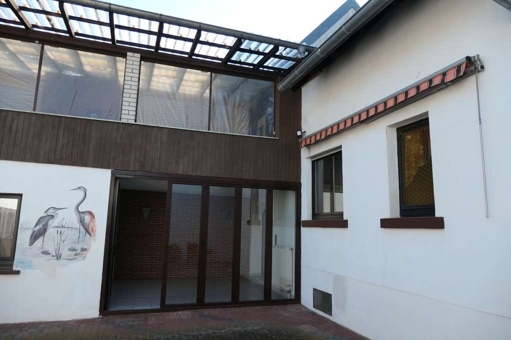 Immobilie in Oberhausen-Rheinhausen - 2-Fam Haus mit Ausbaupotential - 514 m² Grundstück - Bild 2