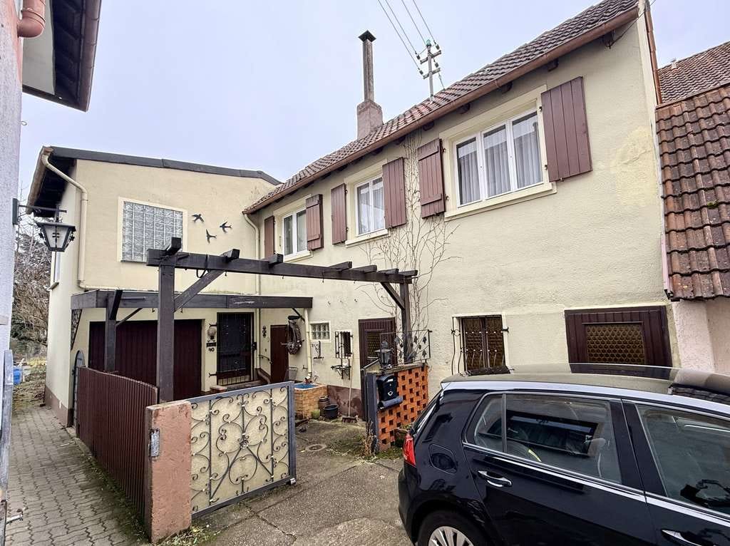 Immobilie in Neustadt an der Weinstraße - Ein Haus mit Geschichte und Potenzial – Ihr Rückzugsort im Herzen eines malerischen Weindorfes - Bild 0
