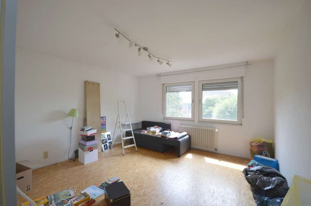 Immobilie in Meine - Freistehendes Einfamilienhaus mit Garage auf ruhigem eingezäuneten 804m² großem Grundstück in Meine - Bild 3