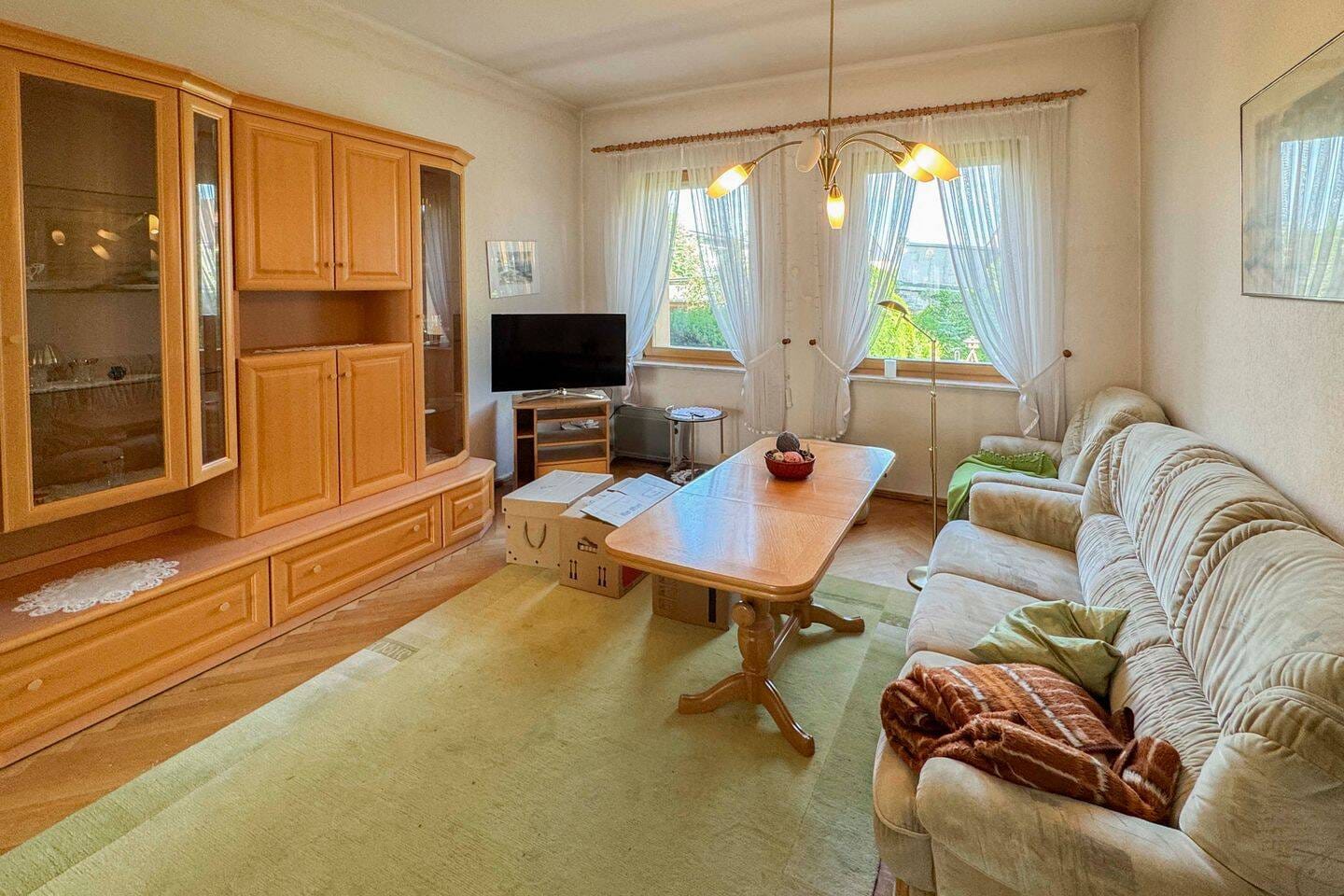 Immobilie in Kabelsketal - Charmantes Familienhaus mit Sauna, Garten und Carport in Kabelsketal-Zwintschöna - Bild 2
