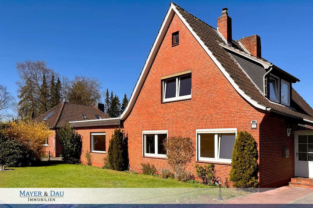 Immobilie in Cadenberge - Einfamilienhaus mit viel Gestaltungsmöglichkeit in toller, sonniger Lage, Obj.8573 - Bild 0