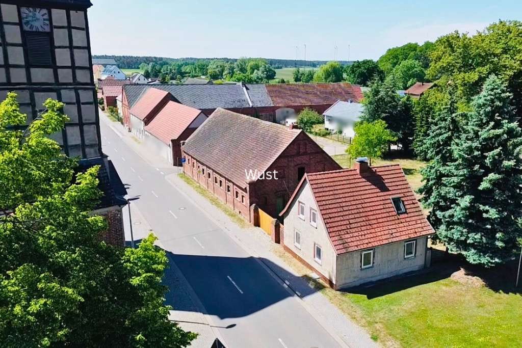 Immobilie in Wust-Fischbeck - Rohbau-Einfamilienhaus + denkmalgeschützter Pferdestall – ideal für Selbermacher - Bild 3