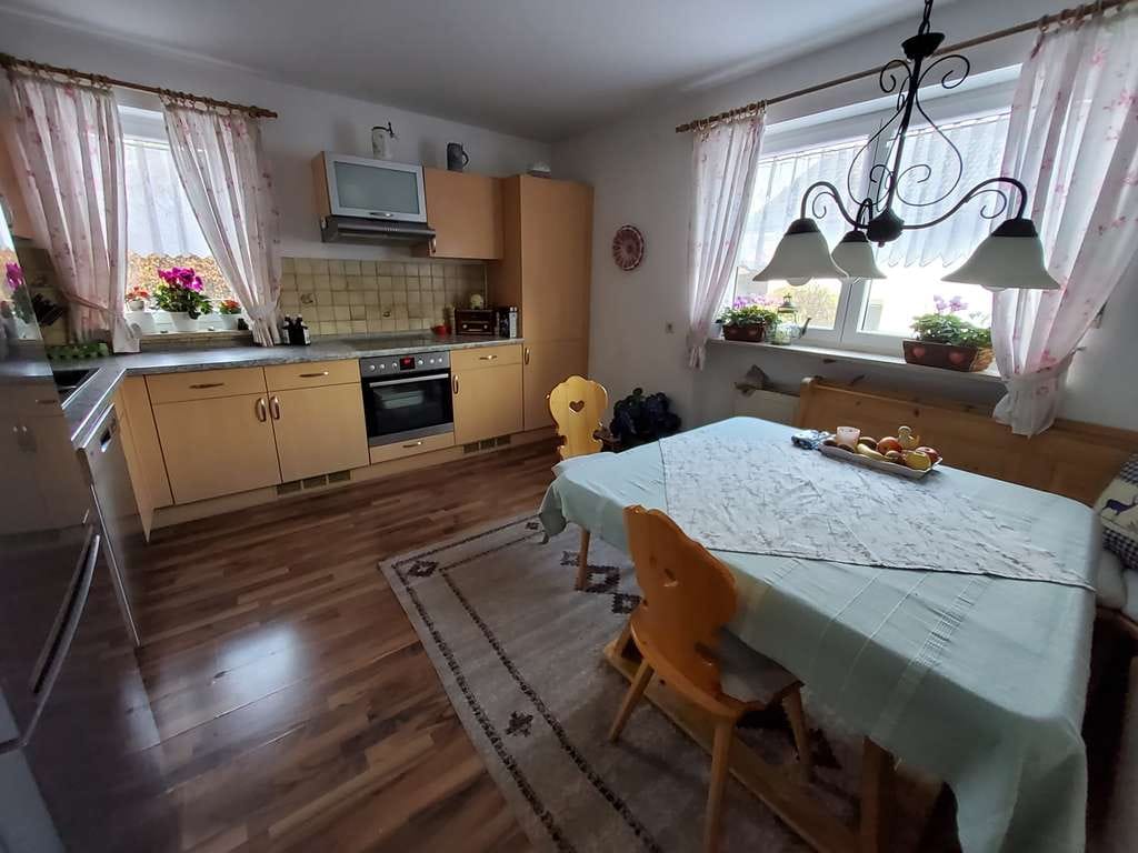 Immobilie in Eurasburg - 3 Zi.-Erdgeschosswohnung mit Gartenanteil - Bild 2