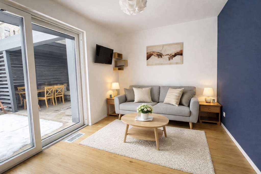 Immobilie in Untermünkheim - Exklusives Einfamilienhaus mit luxuriöser Ausstattung – sofort verfügbar! - Bild 2