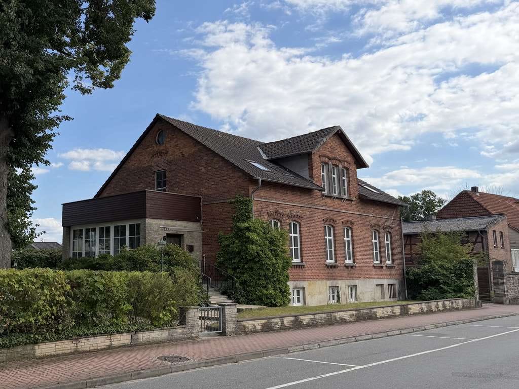 Immobilie in Velpke - Mehrfamilienhaus in Velpke mit 277 m² Wohnfläche - Bild 1