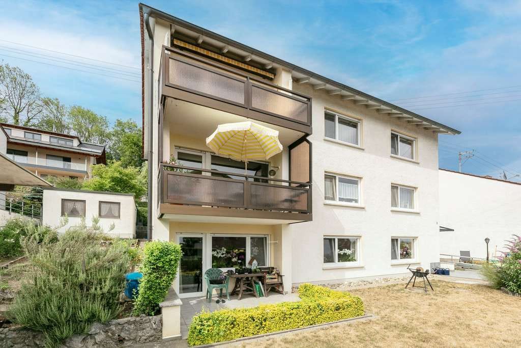 Immobilie in Elchingen - Einziehen, wohlfühlen, von Mieteinnahmen profitieren -Ihr ZFH in Thalfingen - Bild 0