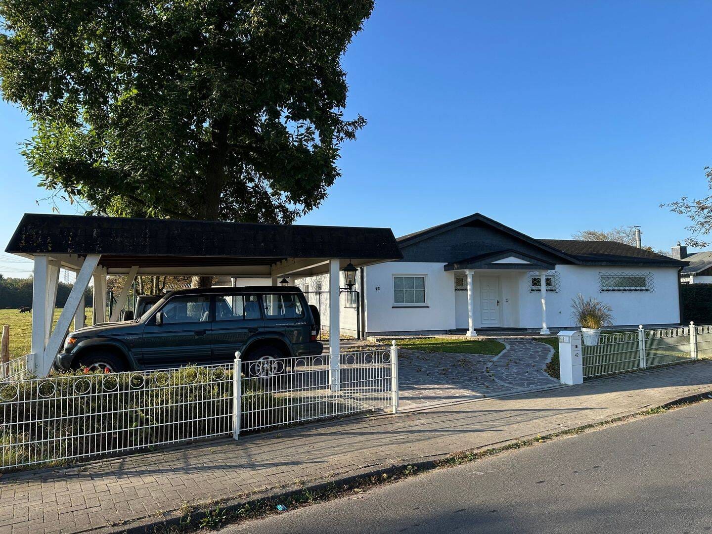 Immobilie in Ellerbek - Zweifamilienhaus als Kapitalanlage direkt an Hamburger Stadtgrenze - Bild 1