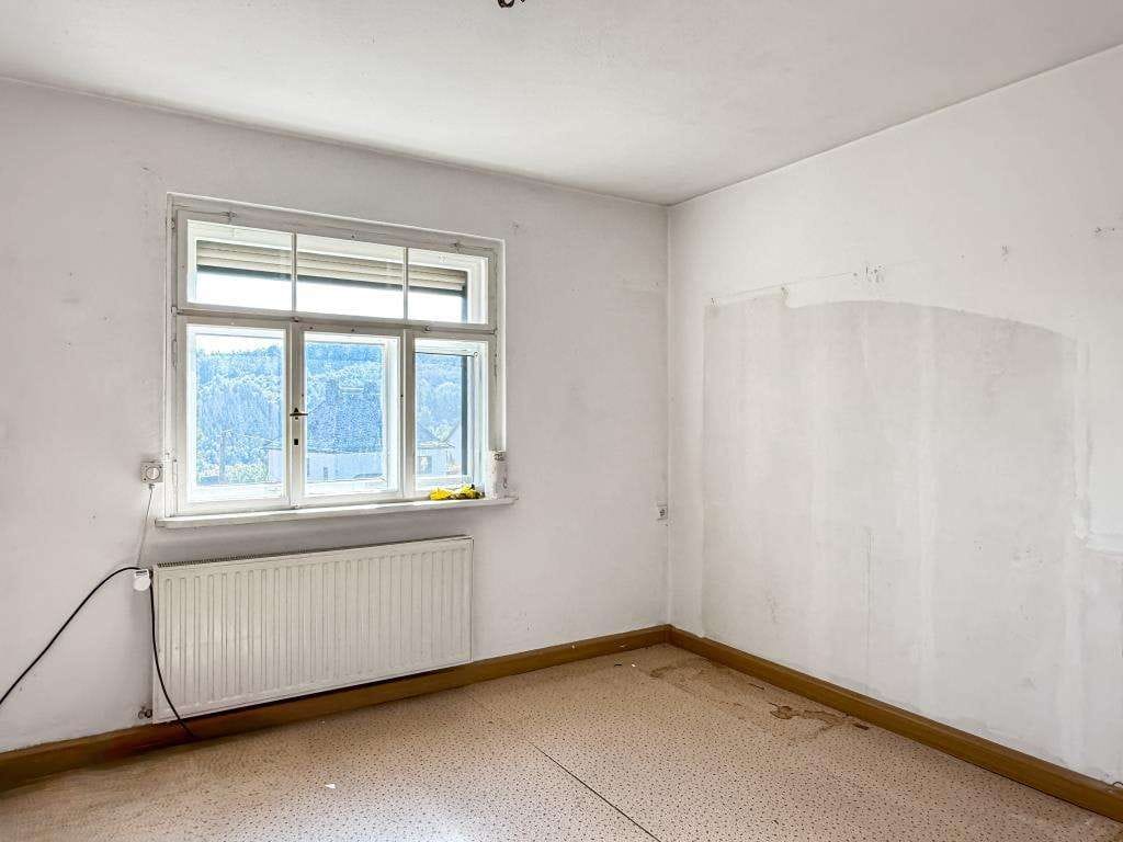 Immobilie in Rosenthal am Rennsteig - Einfamilienhaus am Rennsteig: Ruhige Lage, Garten & Garage, flexible Raumaufteilung  (A1658) - Bild 3