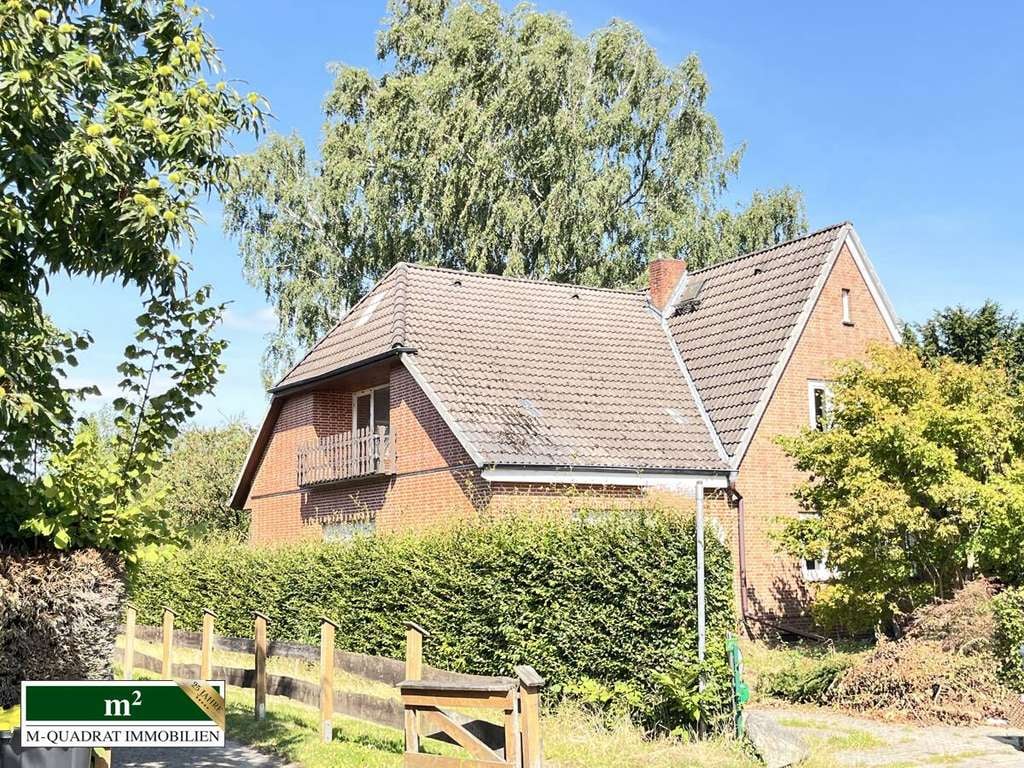 Immobilie in Ahrensburg - Modernisierungsbedürftiges Haus für individuelle Wohnideen - Bild 1