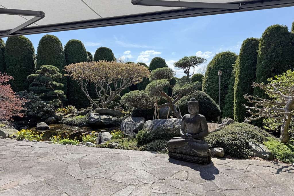 Immobilie in Riegsee - Berg- und Seeblick - charmantes Künstlerhaus am Riegsee mit Schwimmbad und japanischen Garten - Bild 5