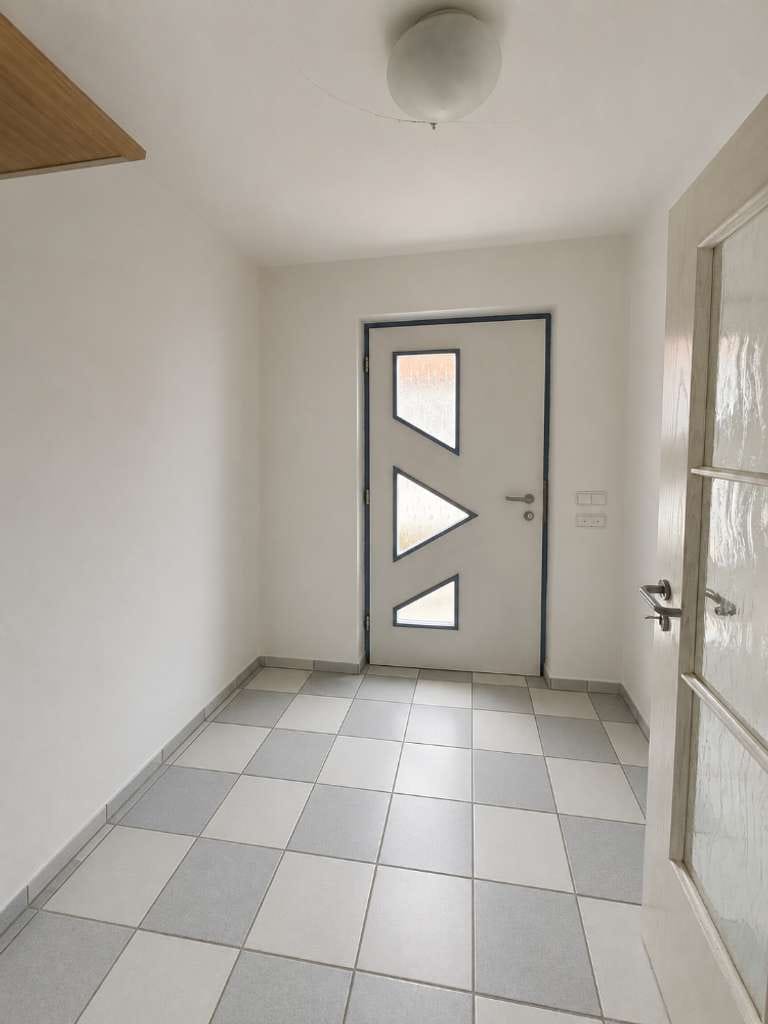 Immobilie in Ergoldsbach - Ch. Schülke Immobilien. Familienfreundliches Einfamilienhaus mit großzügigem Garten in Ergoldsbach! - Bild 1
