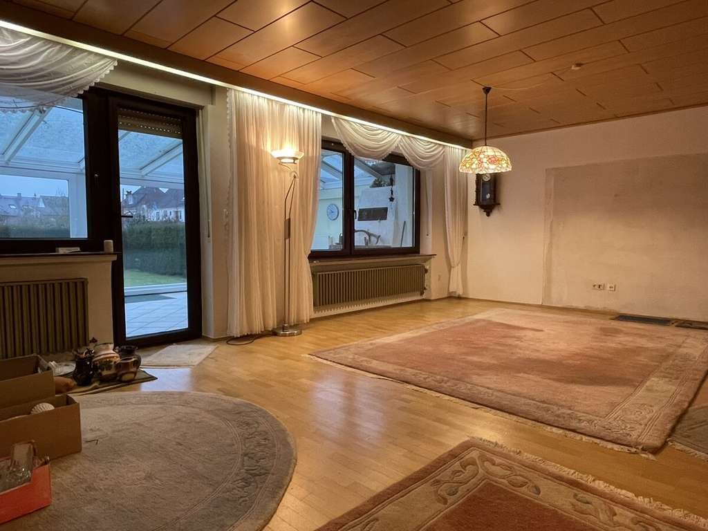 Immobilie in Heuchelheim - 35452 Heuchelheim

Zwei Häuser auf einem Grundstück - Bild 4