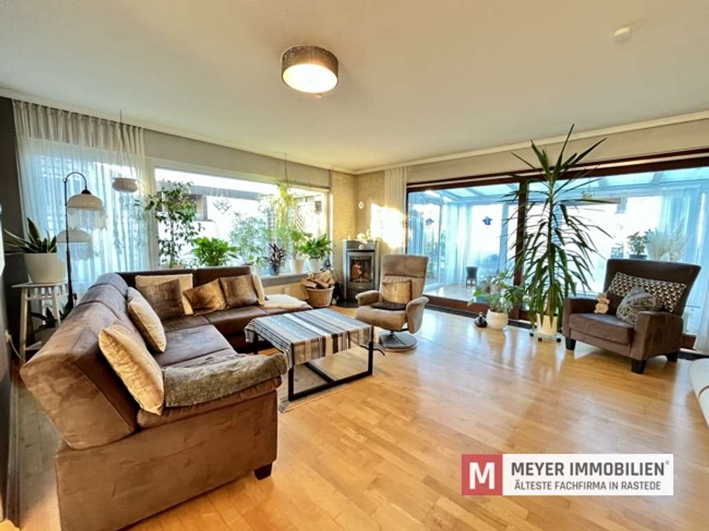 Immobilie in Rastede - Gepflegtes Einfamilienhaus mit Wintergarten und Teichanlage! (Obj.-Nr. 6584) - Bild 2