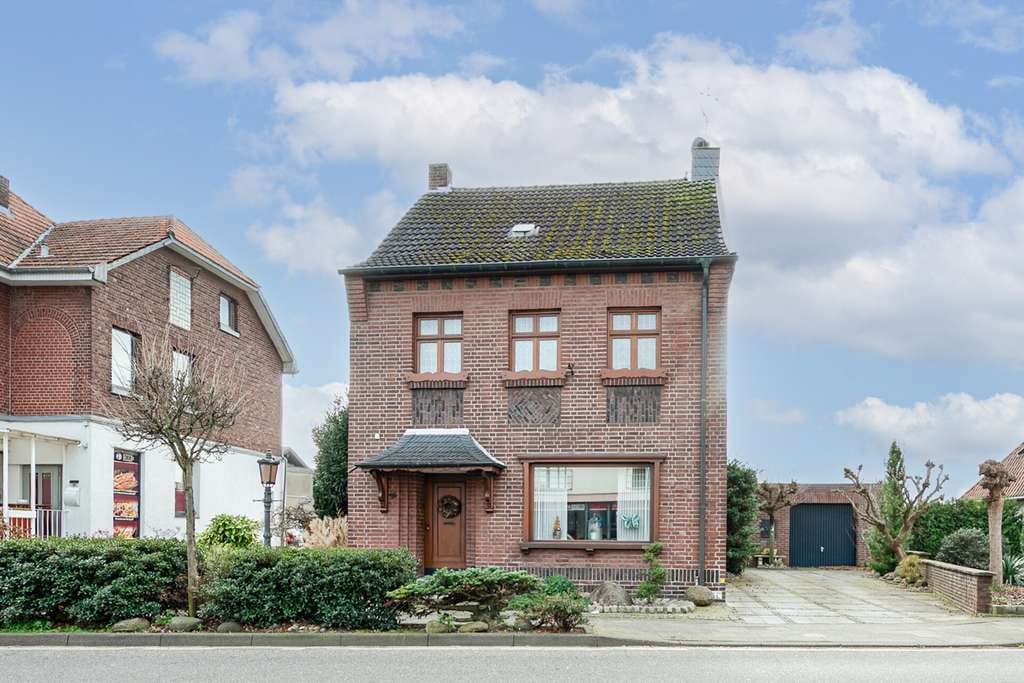 Immobilie in Selfkant - Viel Platz, Komfort & Lebensqualität in Selfkant - Tüddern! - Bild 0