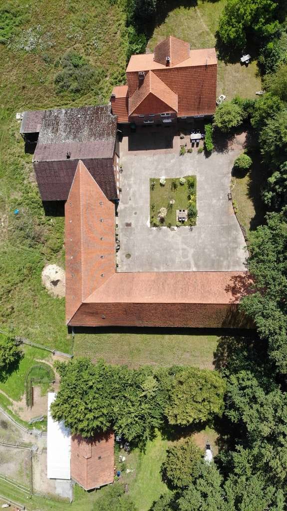 Immobilie in Barnstorf - Barnstorf OT - 3 Seiten Resthof mit altem Baumbestand zu verkaufen - Bild 3